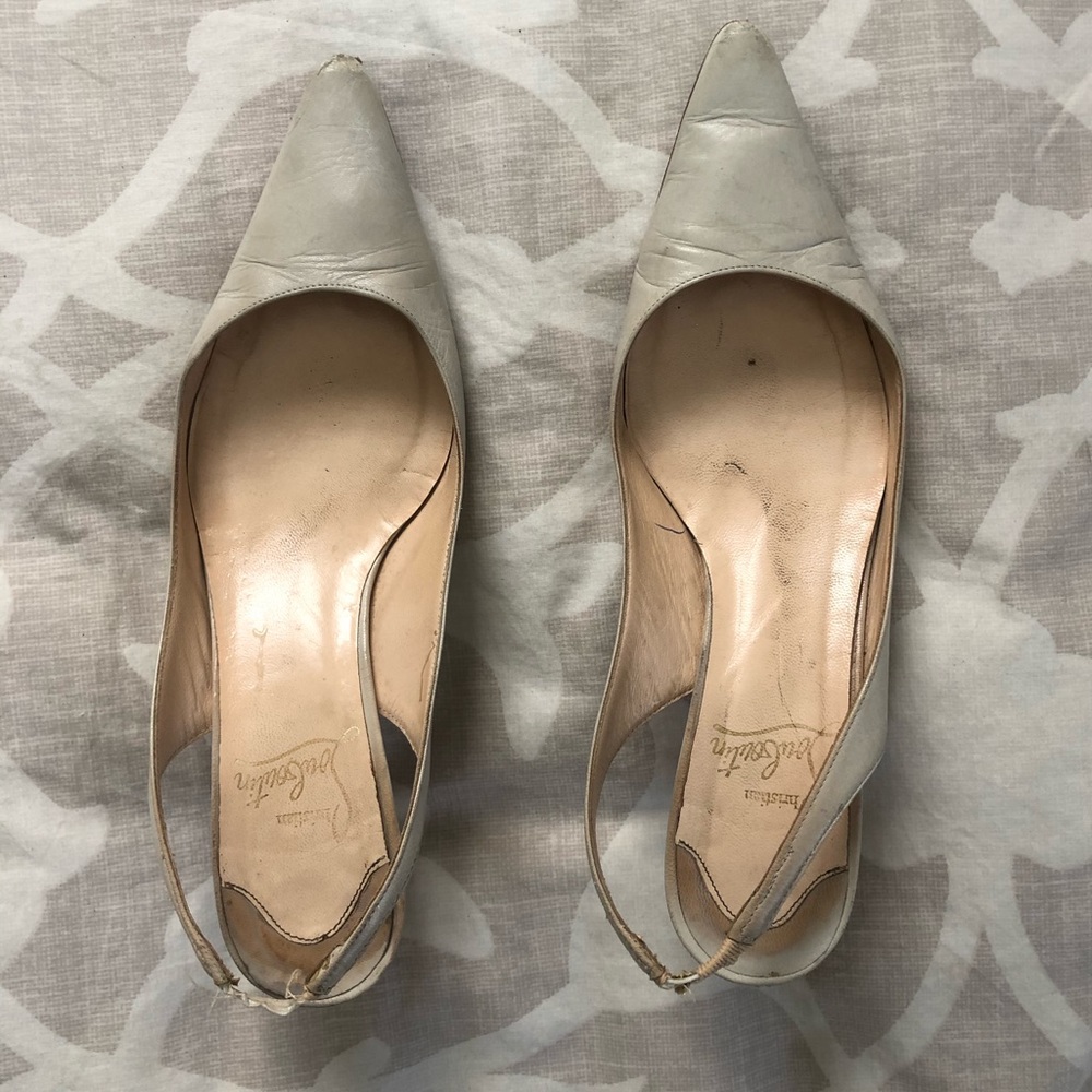 White leather sling back Louboutin kitten heel 38